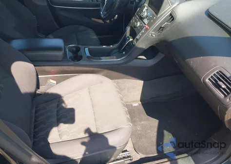 2014 Chevrolet Volt z USA, uszkodzony, nr VIN 1G1RA6E49EU134582